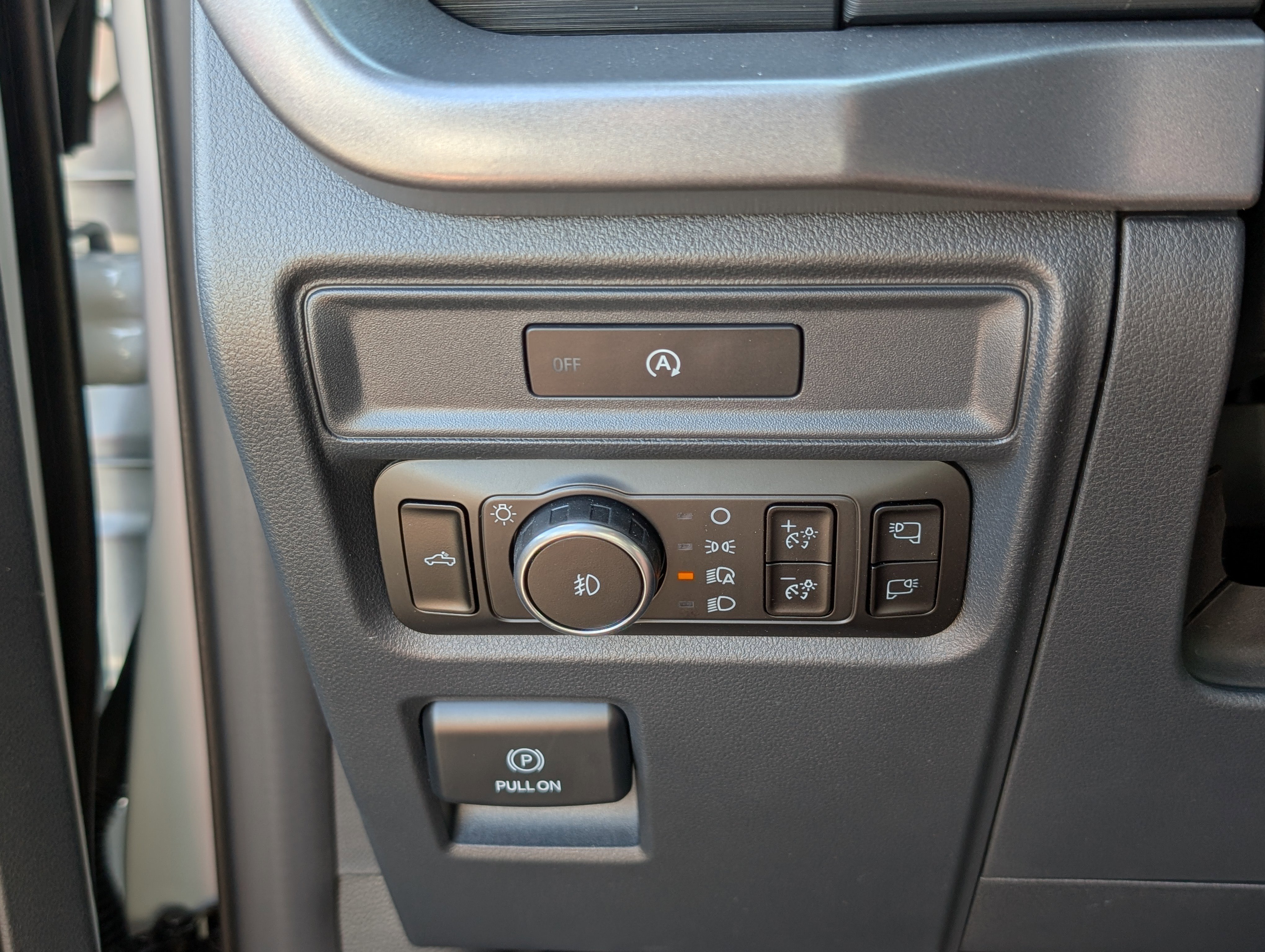 New 2025 Ford F150 XLT w/ Equipment Group 302A MID image 17