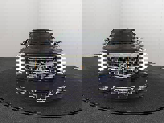 Used 2014 Cadillac Escalade ESV Platinum image 2