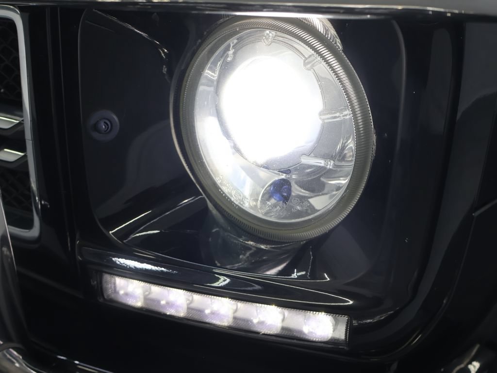 Used 2016 Mercedes-Benz G 63 AMG 4MATIC image 32