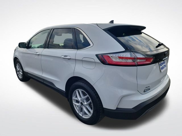 Used 2024 Ford Edge SEL image 3