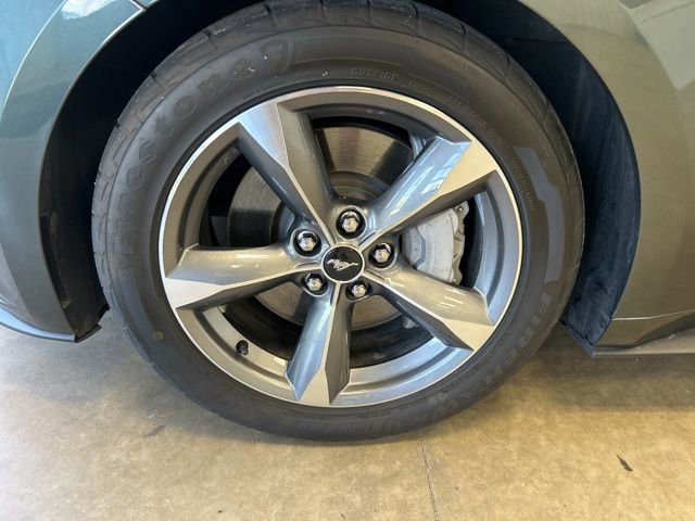 Used 2015 Ford Mustang GT Premium image 9