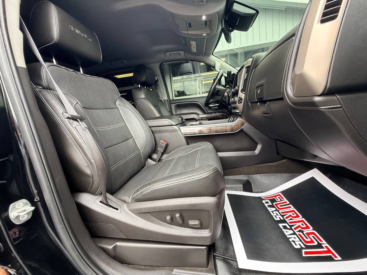 Used 2015 GMC Sierra 2500 Denali w/ Duramax Plus Package AWD/4WD image 43