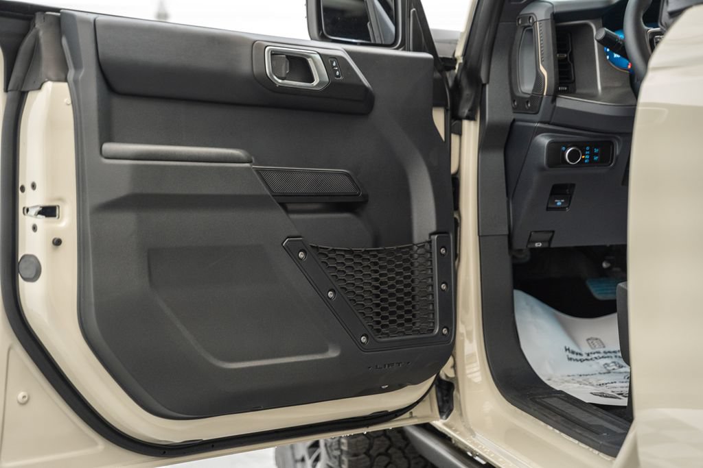 New 2026 Ford Bronco Badlands AWD/4WD image 43