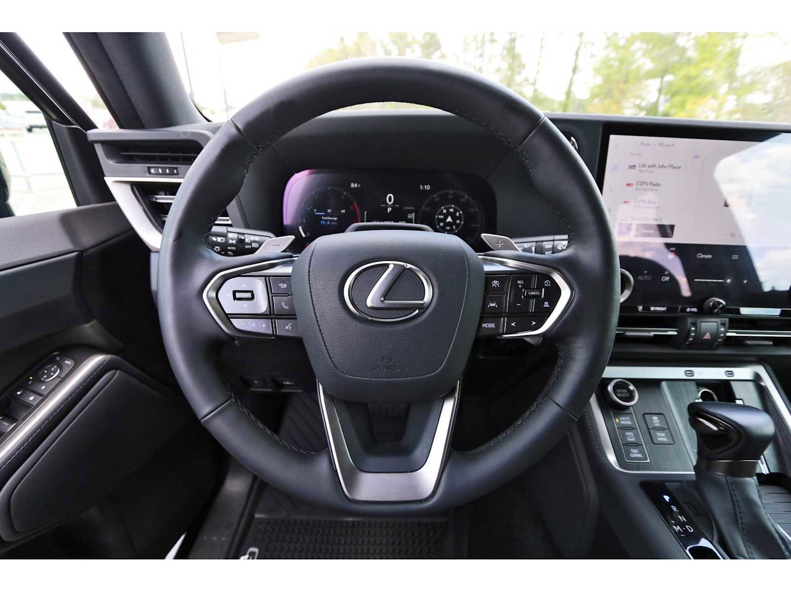 Used 2024 Lexus GX 550 image 13