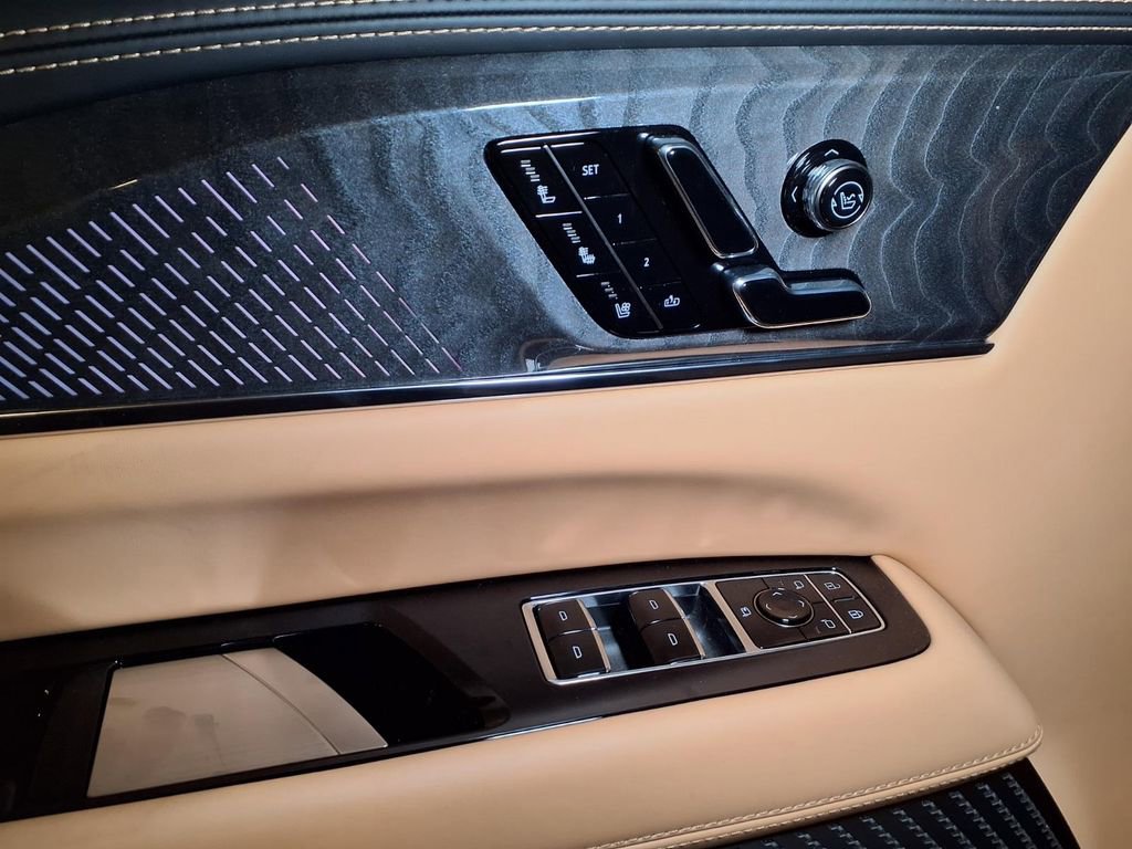 New 2026 Cadillac Escalade IQL Sport 2 w/ LPO, Premium Carpet Package AWD/4WD image 15