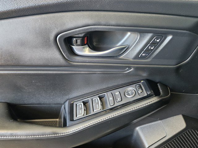 Used 2025 Honda Accord Touring image 29