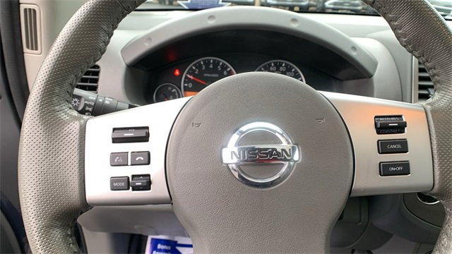 Used 2019 Nissan Frontier SL image 17