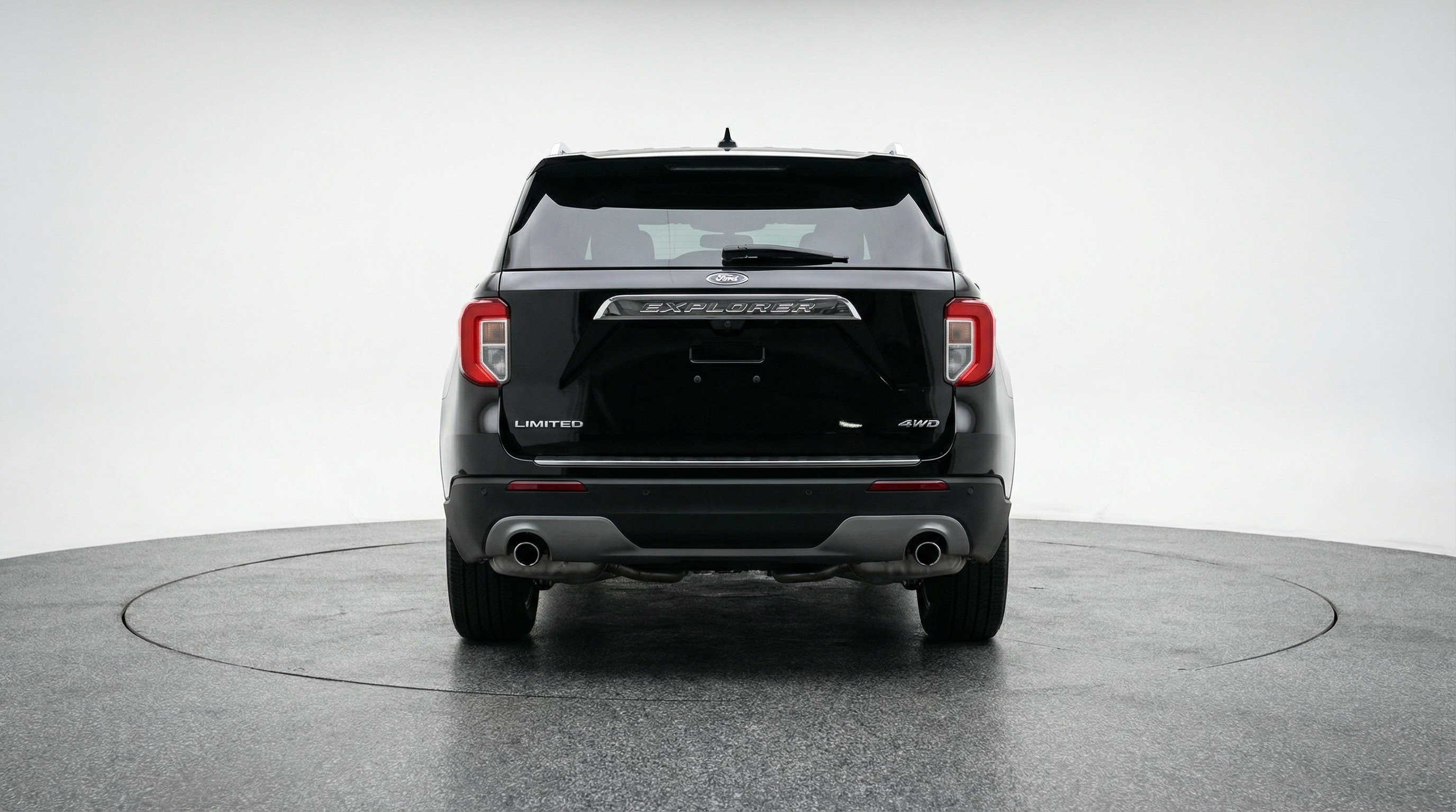 Used 2024 Ford Explorer Limited image 7