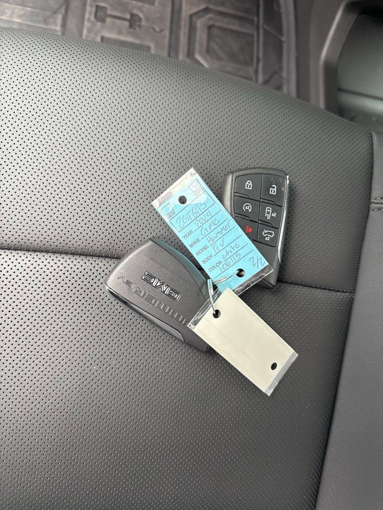 Used 2024 GMC Hummer EV 2X w/ Extreme Off-Road Package image 41