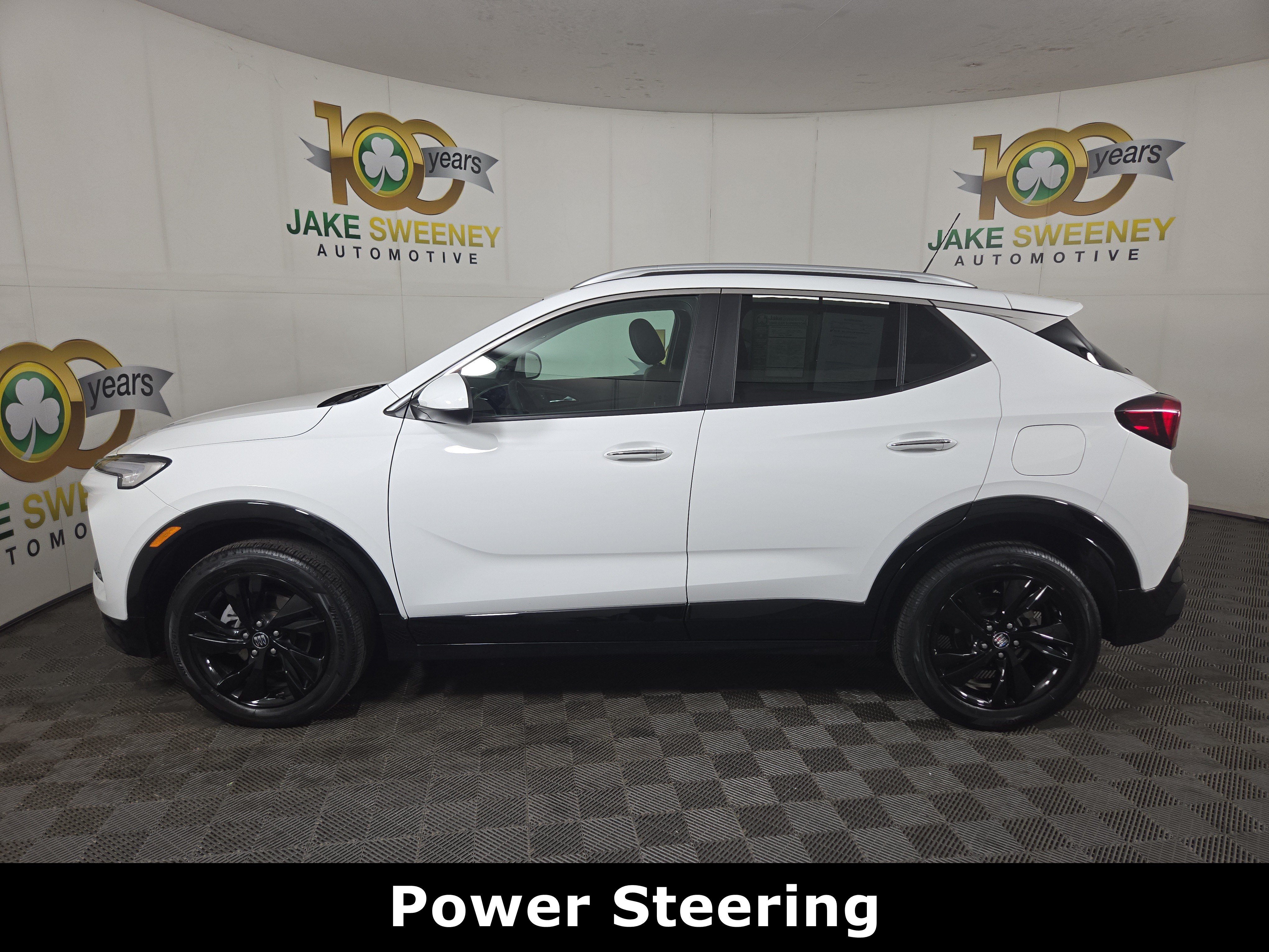 Used 2024 Buick Encore GX Sport Touring w/ Comfort Package AWD/4WD image 4