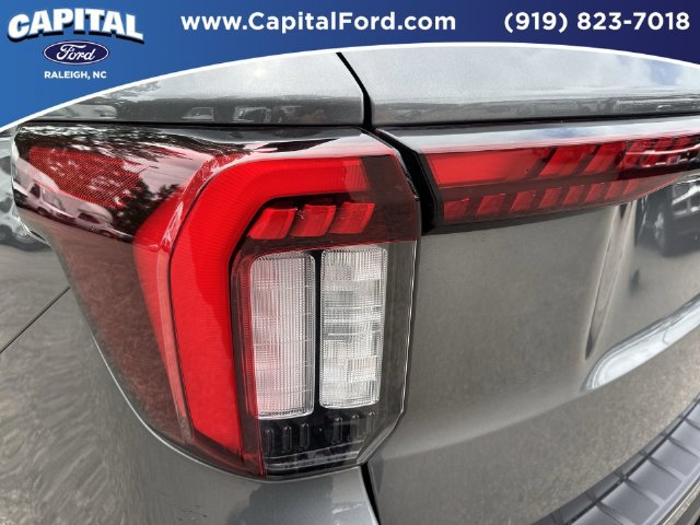 Certified 2025 Ford Explorer ST-Line w/ Premium Package RWD image 15