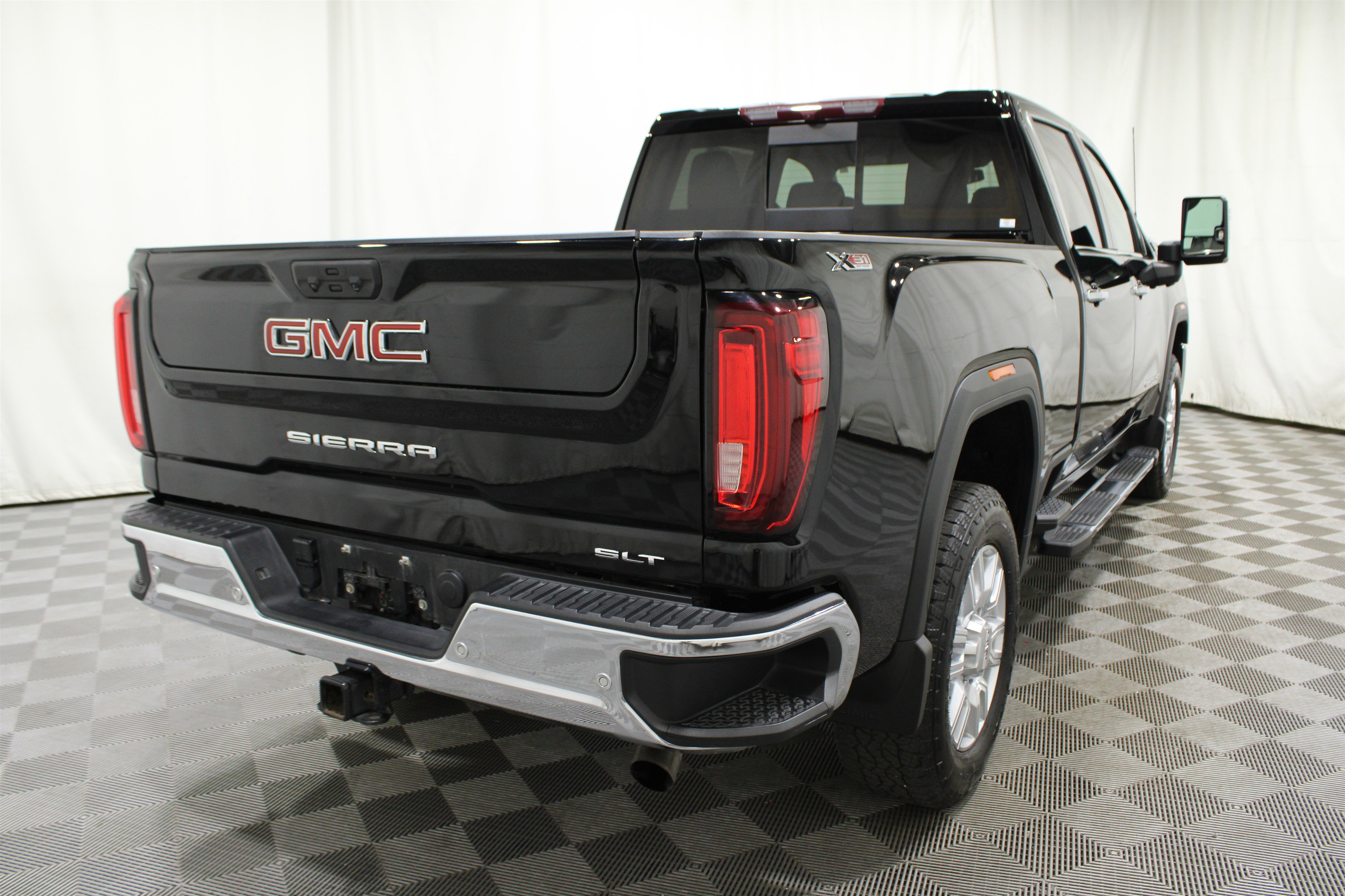 Used 2022 GMC Sierra 2500 SLT w/ SLT Premium Package image 33