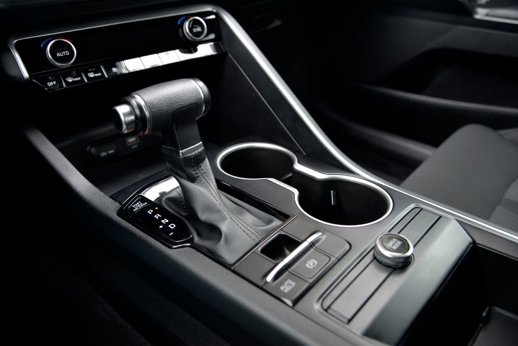 Used 2023 Kia K5 LXS image 26