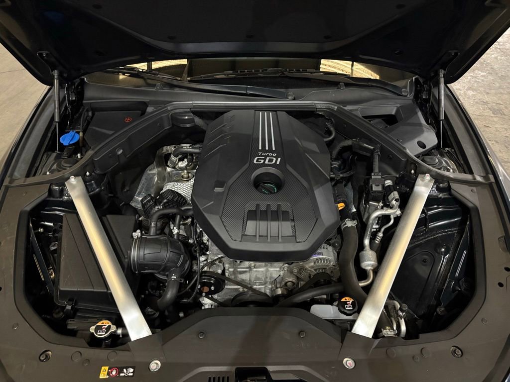 Used 2023 Genesis G70 2.0T image 16