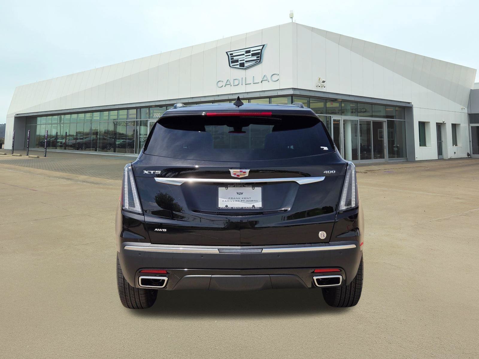 New 2026 Cadillac XT5 Sportv w/ LPO, Floor Liner Package AWD/4WD image 5