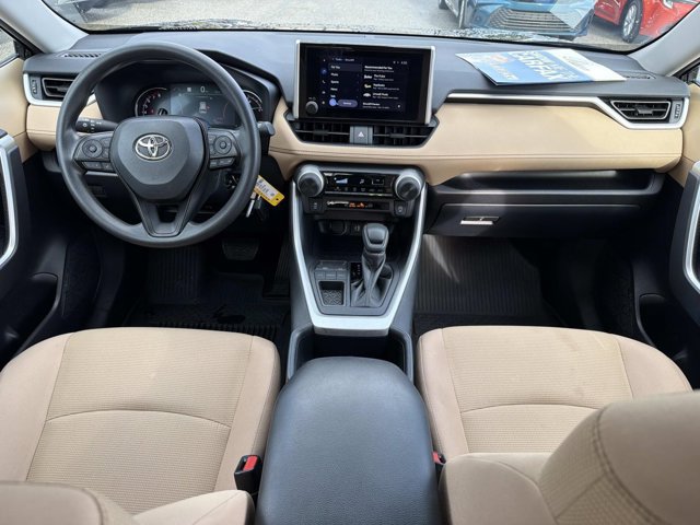 Certified 2025 Toyota RAV4 LE FWD image 21