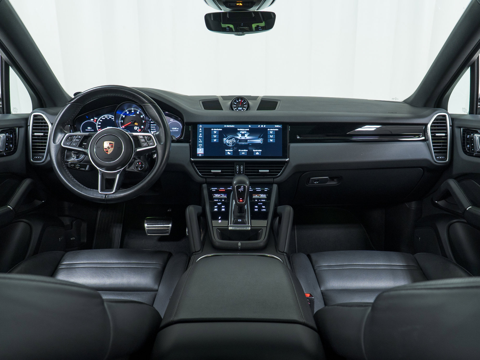 Certified 2020 Porsche Cayenne S image 18