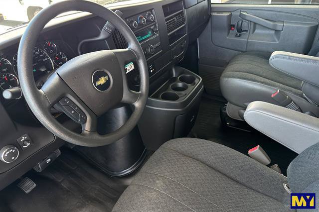 Used 2024 Chevrolet Express 2500 w/ Driver Convenience Package image 10
