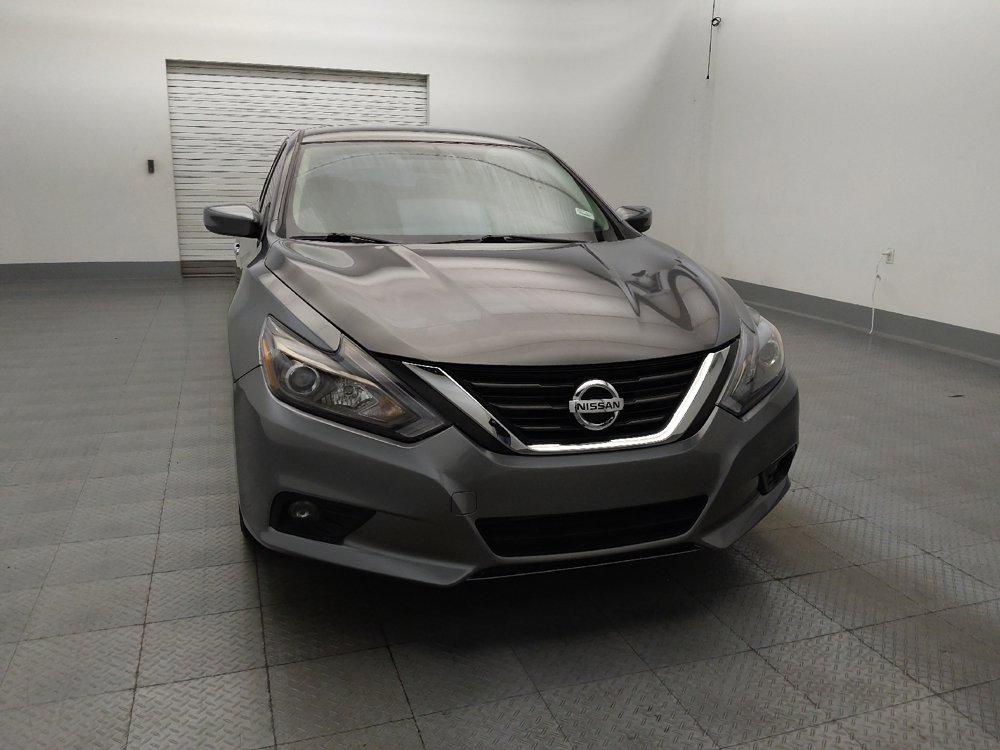 Used 2018 Nissan Altima 2.5 SR FWD image 14
