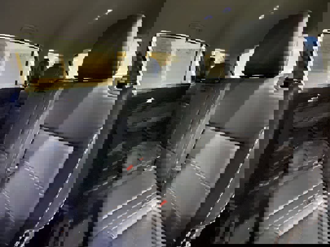 Used 2021 Volkswagen Atlas SE image 24