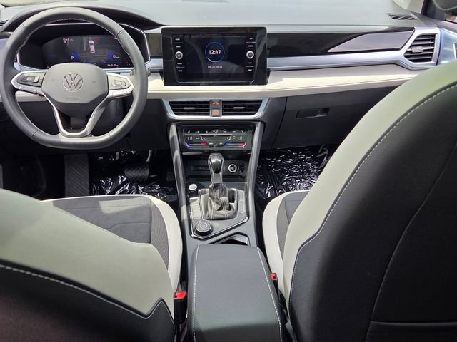 New 2026 Volkswagen Taos SE AWD/4WD image 8