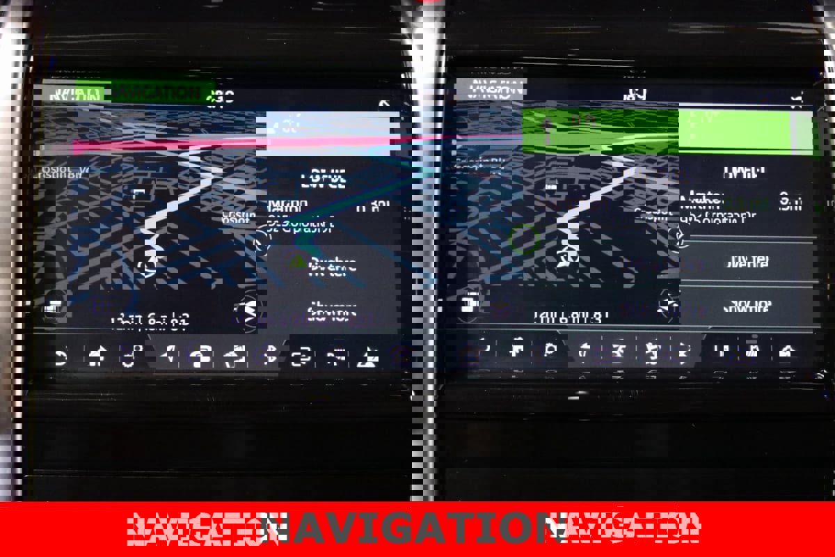 Used 2020 Land Rover Discovery Sport S image 17