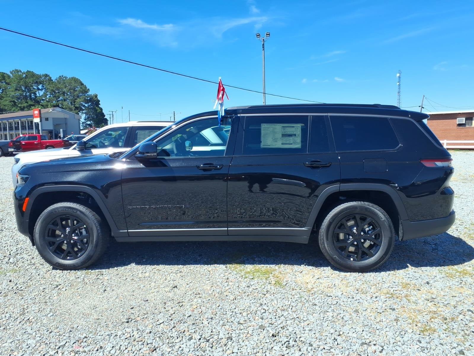 New 2026 Jeep Grand Cherokee L 4WD image 3