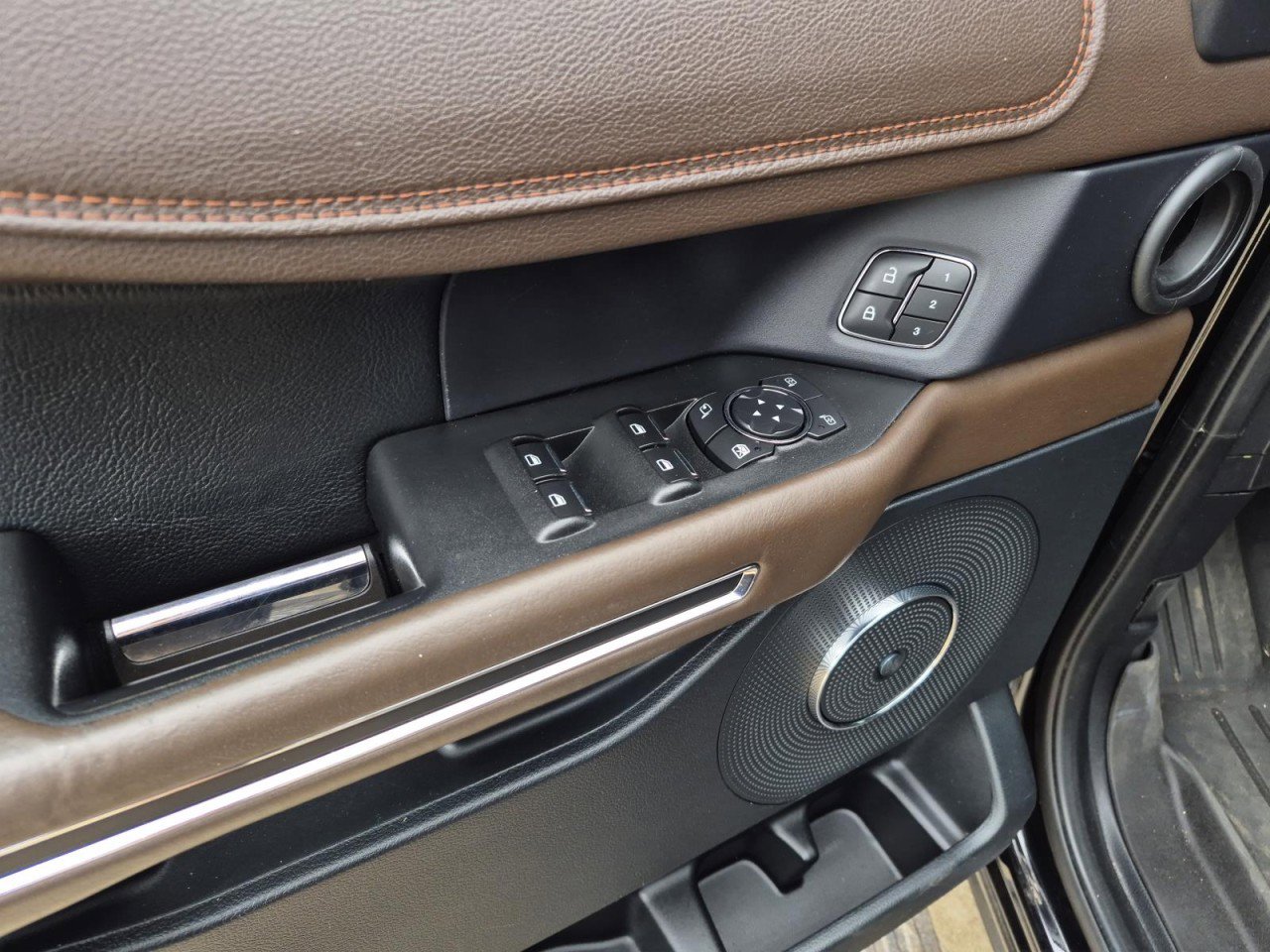 Used 2021 Ford Expedition King Ranch image 14