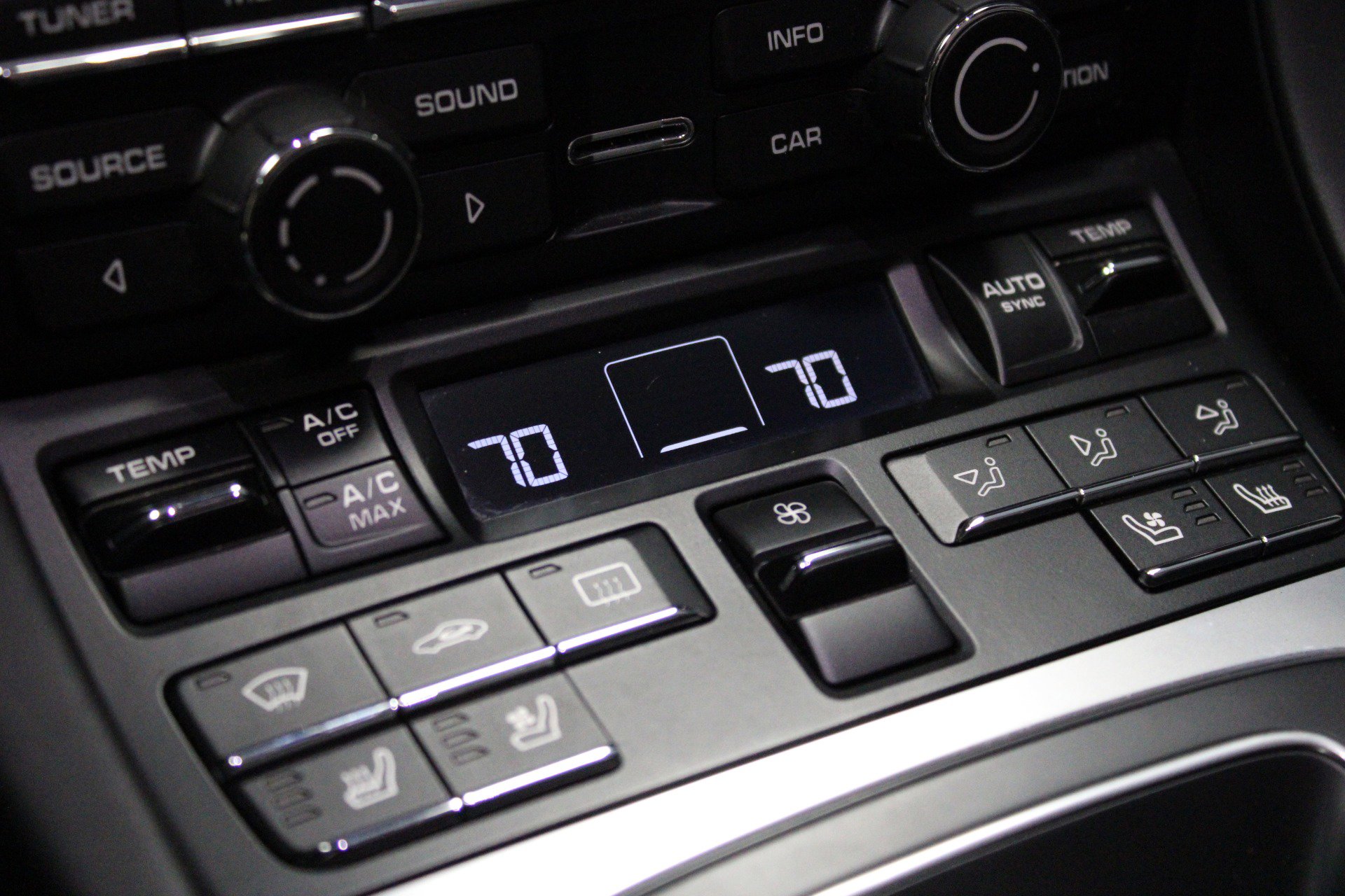 Used 2016 Porsche 911 Carrera 4S image 28