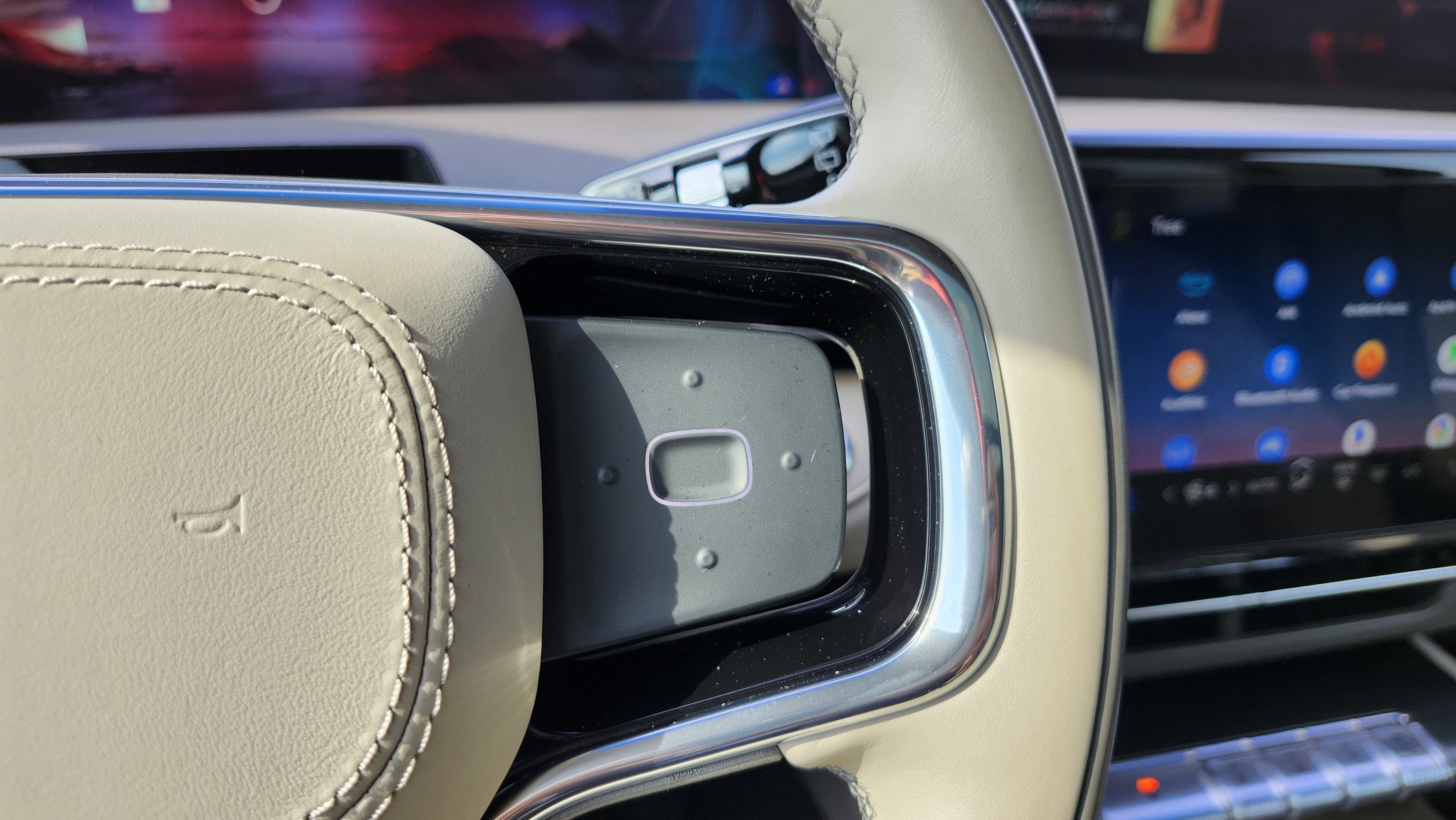 Used 2024 Lincoln Nautilus Reserve w/ Equipment Group 202A image 36