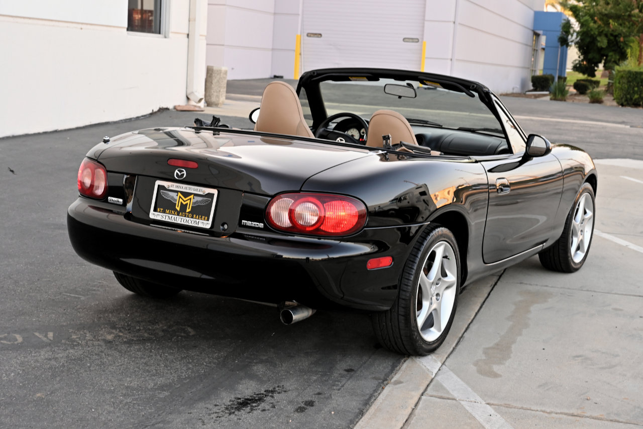 Used 2001 MAZDA MX-5 Miata LS RWD image 10