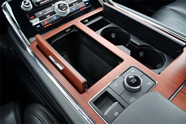 Used 2021 Lincoln Navigator Reserve image 35