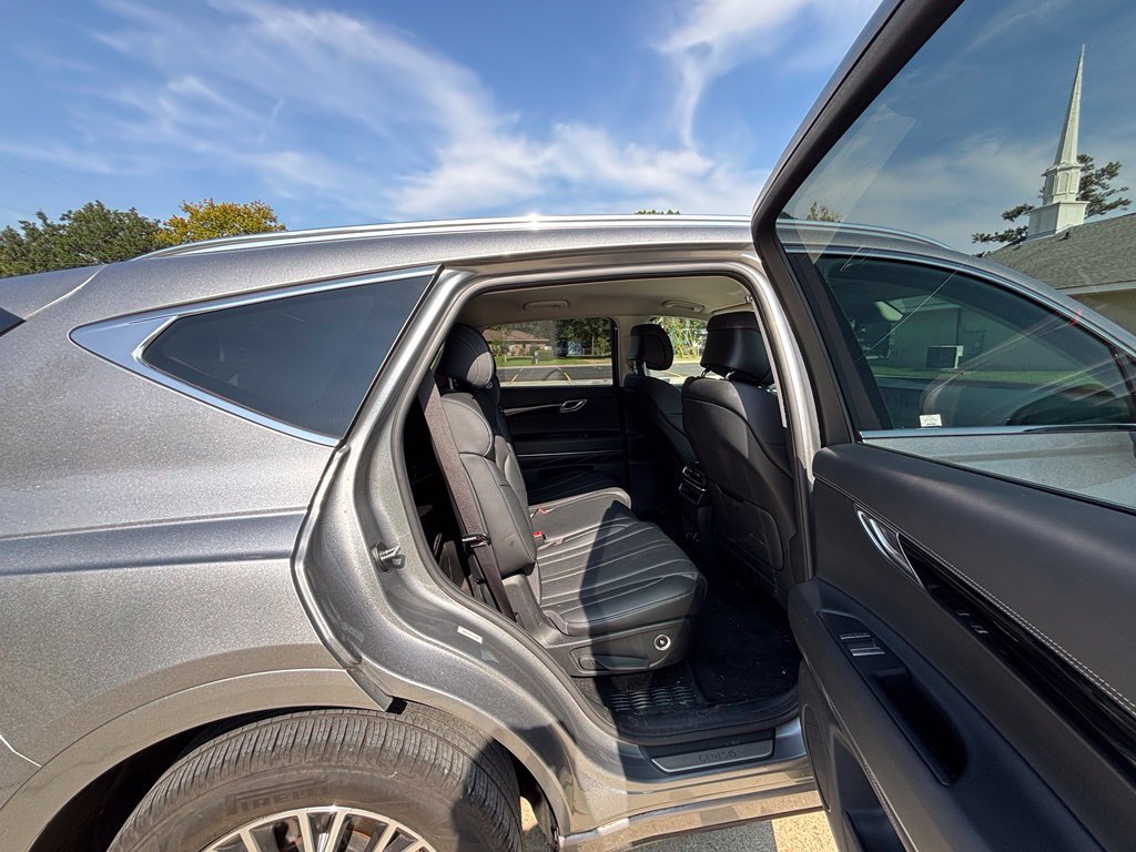 Used 2025 Genesis GV80 2.5T Standard AWD/4WD image 19