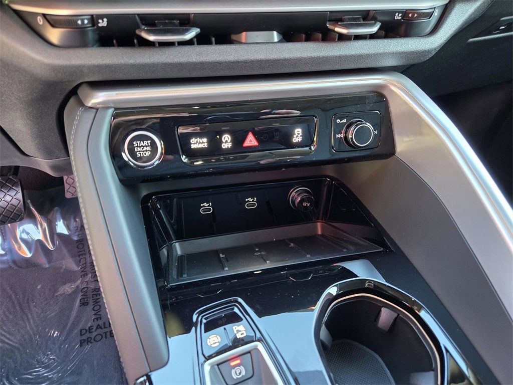 New 2025 Audi Q5 Premium Plus image 23