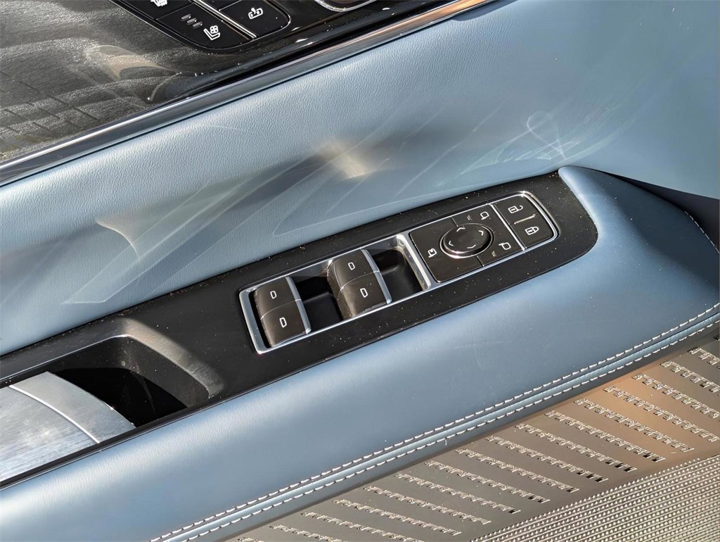 New 2025 Cadillac Escalade IQ Luxury 2 image 16