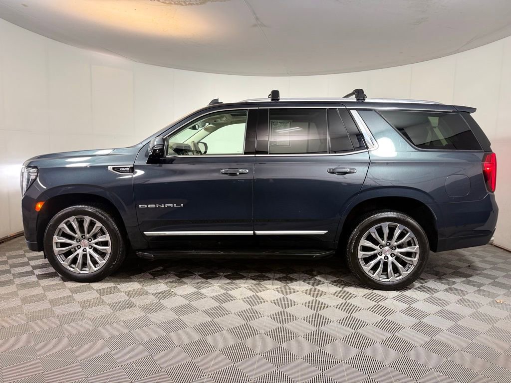 Used 2021 GMC Yukon Denali w/ LPO, Illumination Package image 3