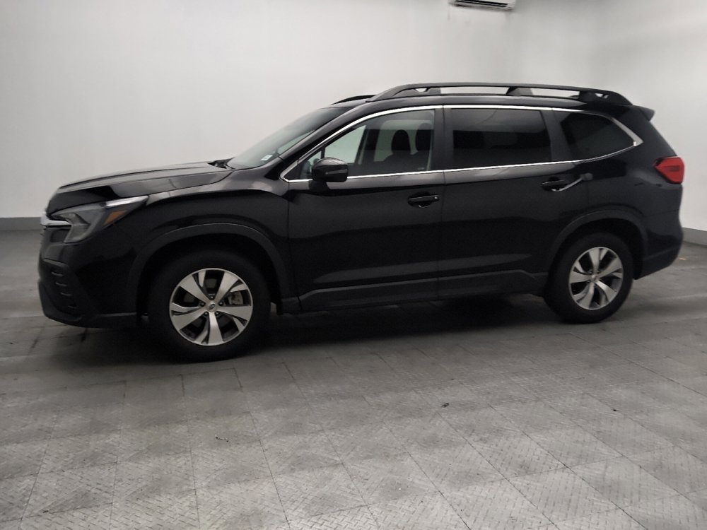 Used 2023 Subaru Ascent Premium AWD/4WD image 2