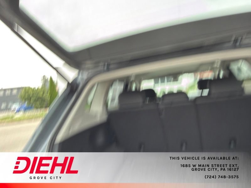 Used 2024 Volkswagen Tiguan SE AWD/4WD image 13