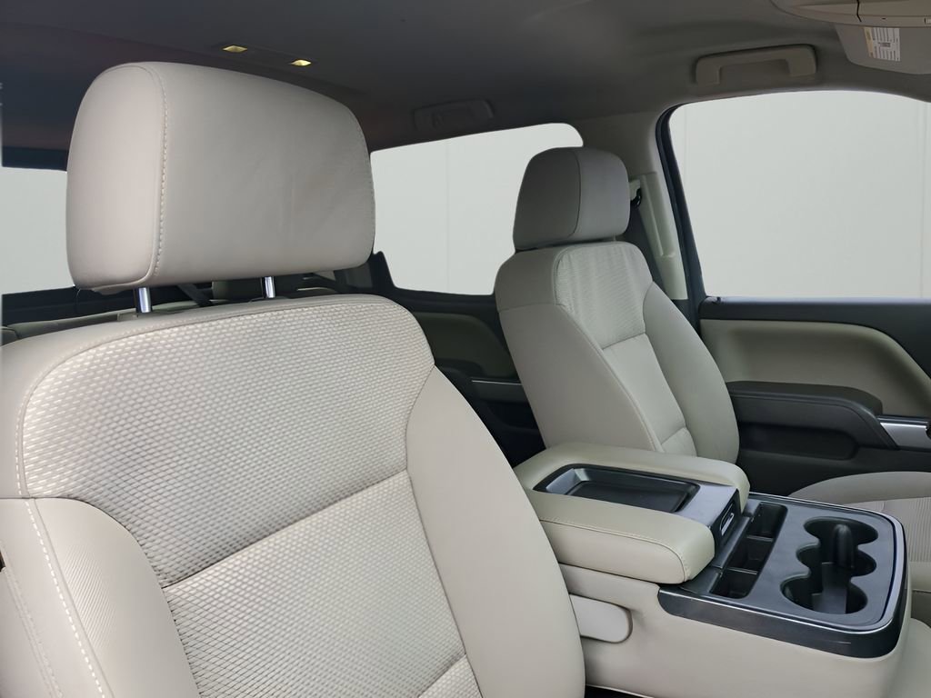 Used 2018 Chevrolet Silverado 1500 LT w/ All Star Edition image 15