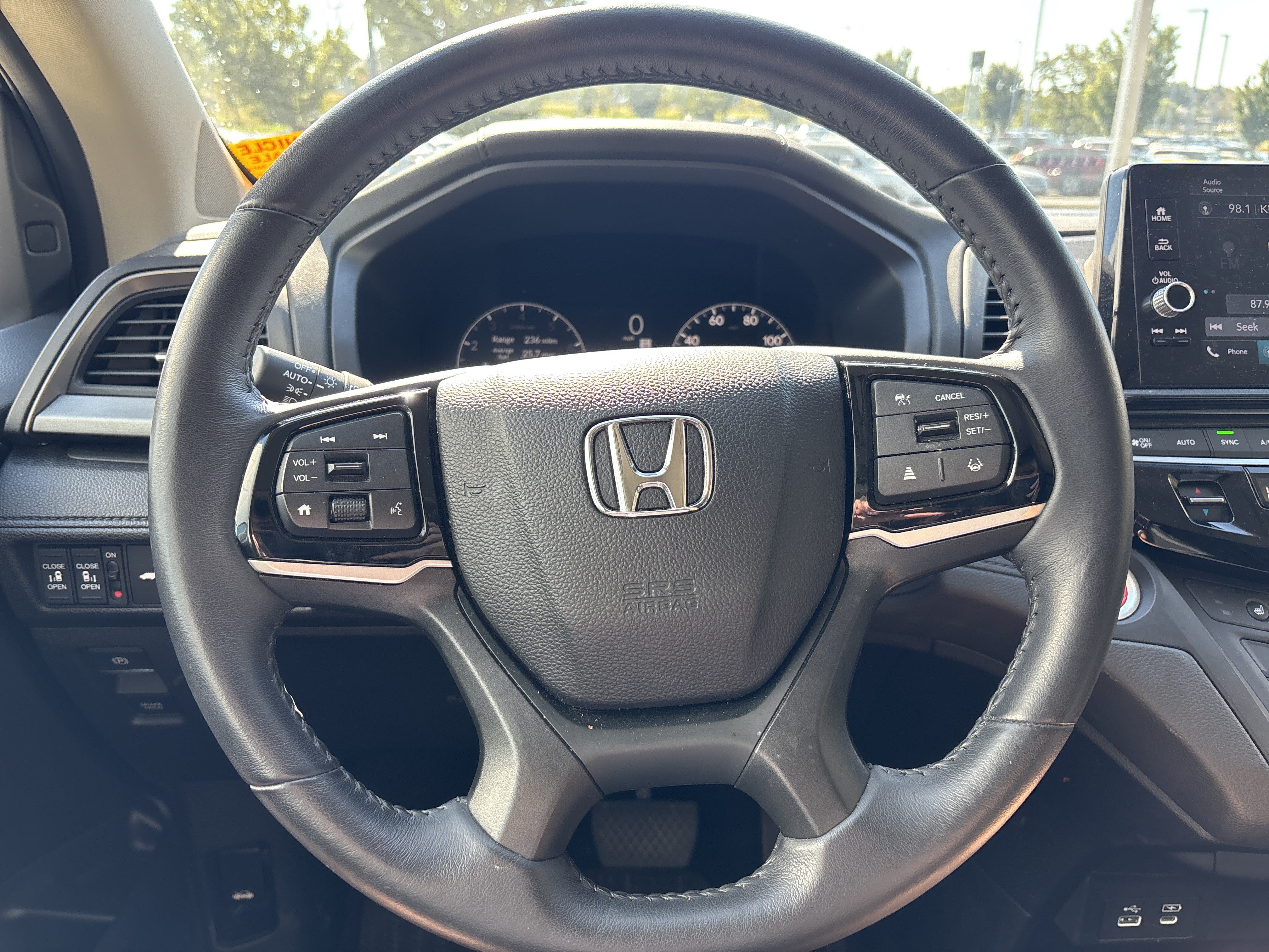 Used 2025 Honda Odyssey EX-L image 15