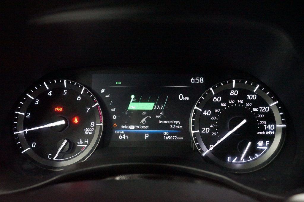 Used 2020 Toyota Highlander XLE FWD image 15