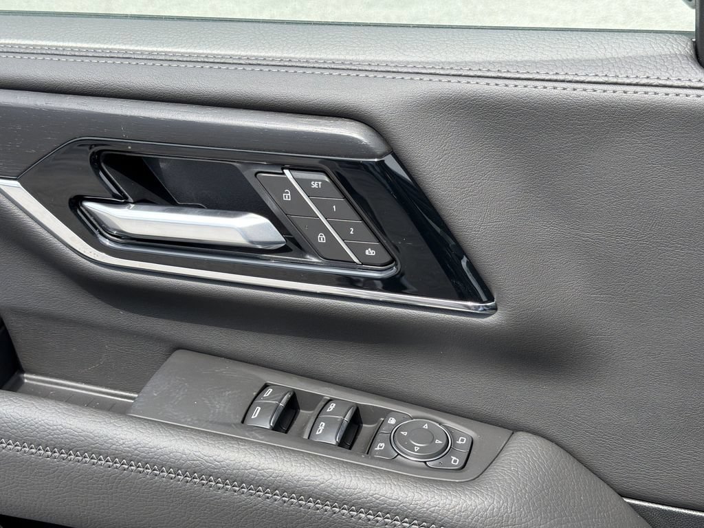 New 2026 GMC Yukon Denali w/ Advanced Technology Package RWD image 14