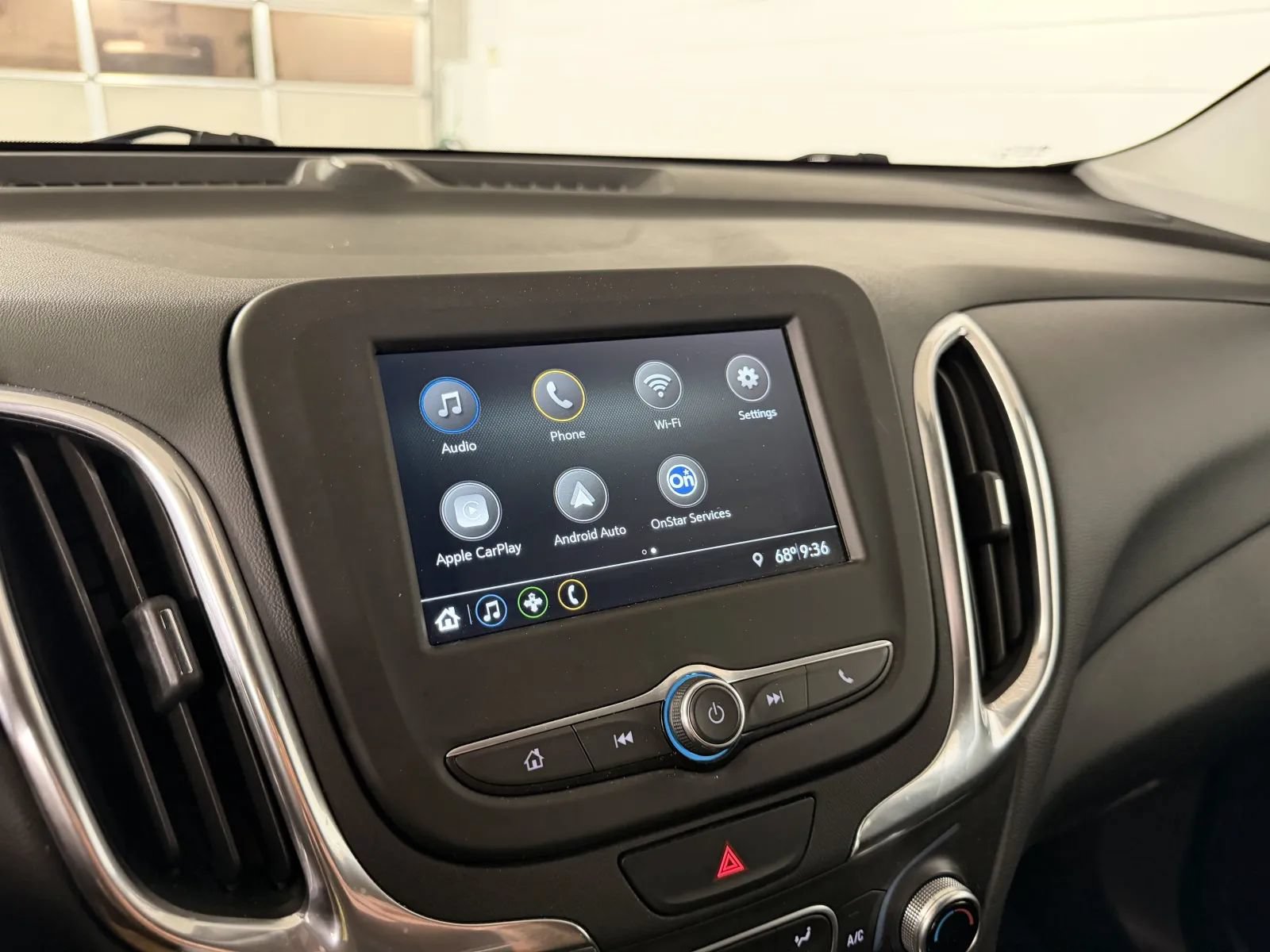 Used 2019 Chevrolet Equinox LT FWD image 19