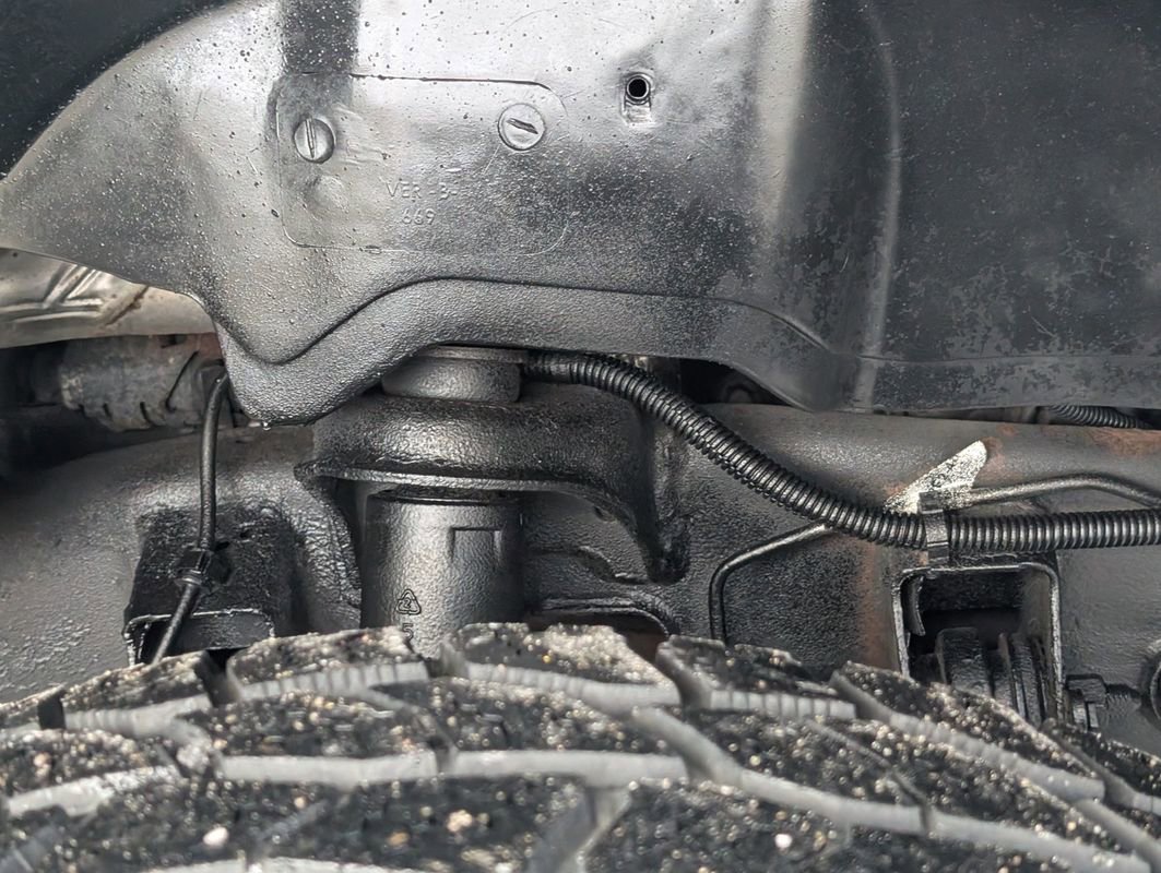 Used 2006 GMC Yukon XL SLT w/ SLT Preferred Equipment Group image 21