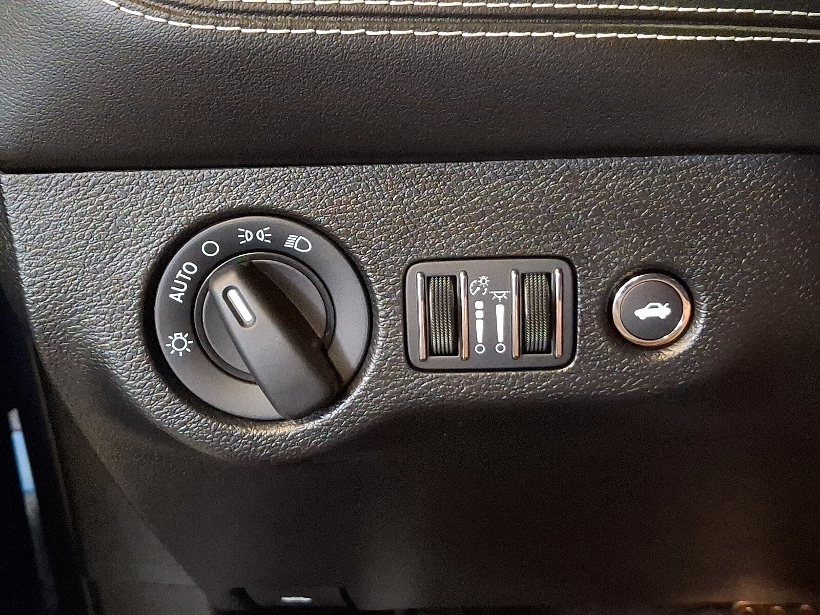 Used 2023 Dodge Challenger SRT Hellcat RWD image 21