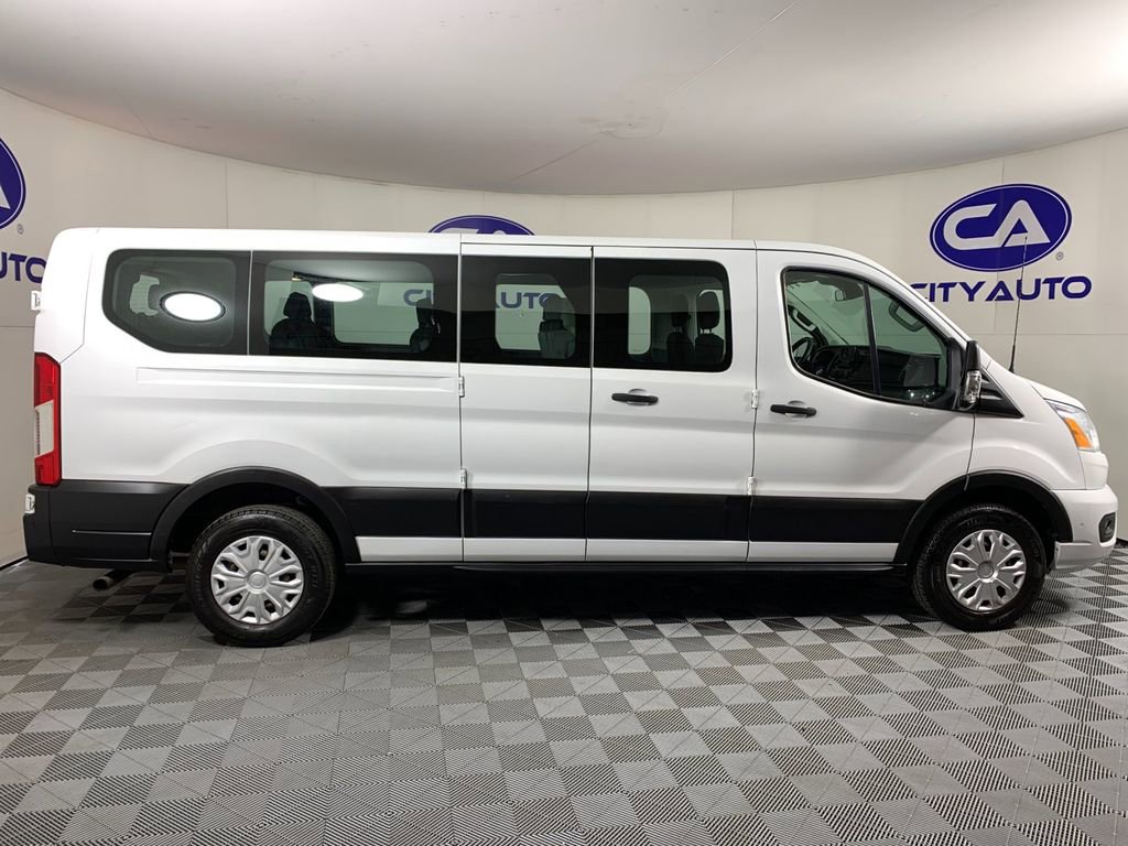 Used 2021 Ford Transit 350 XLT image 2