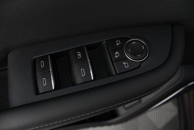 New 2026 Buick Enclave Avenir image 18