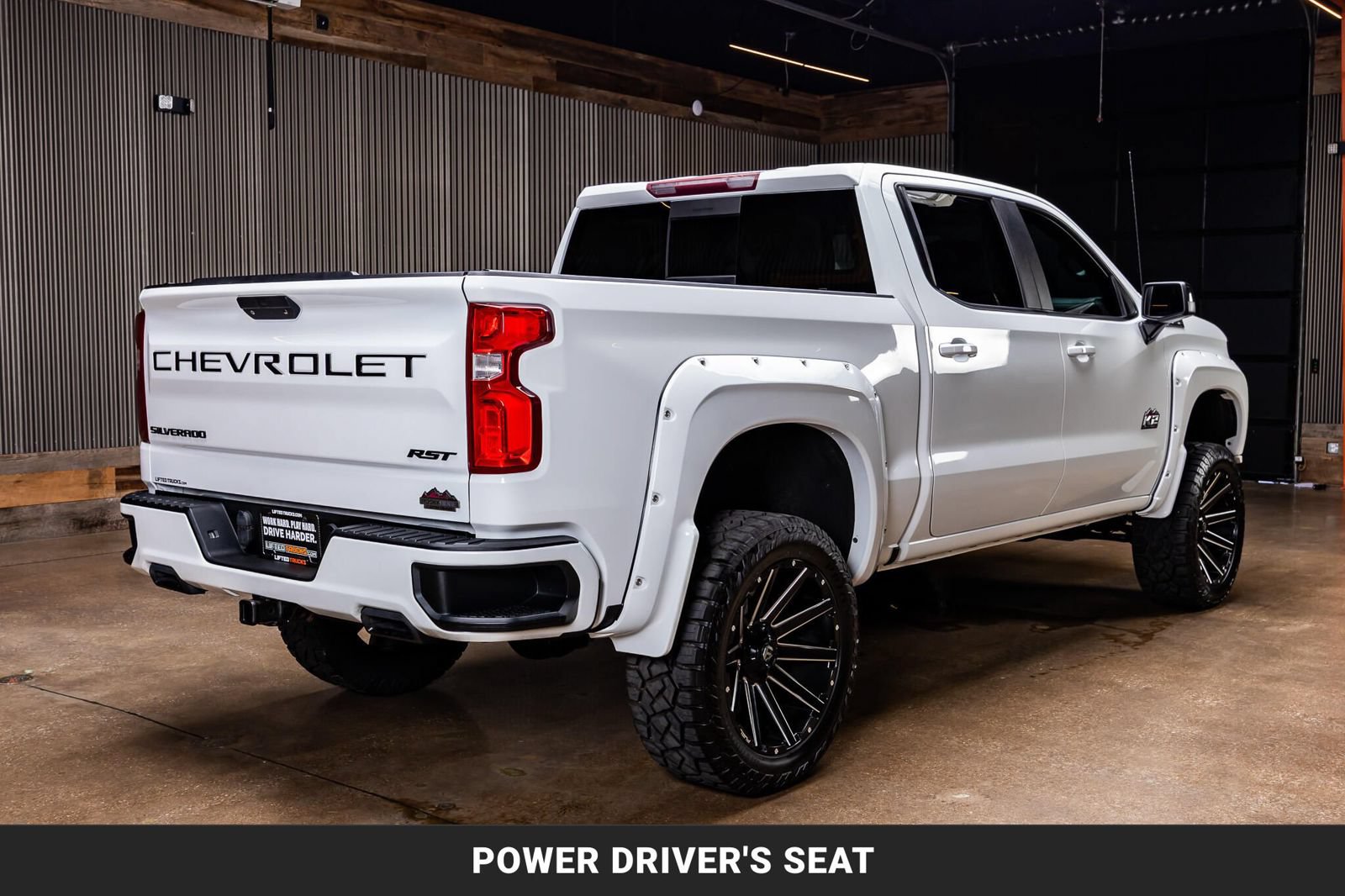 Used 2020 Chevrolet Silverado 1500 RST AWD/4WD image 9