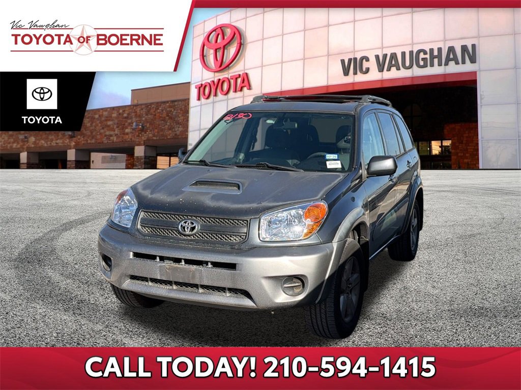 Used 2004 Toyota RAV4 Base image 1
