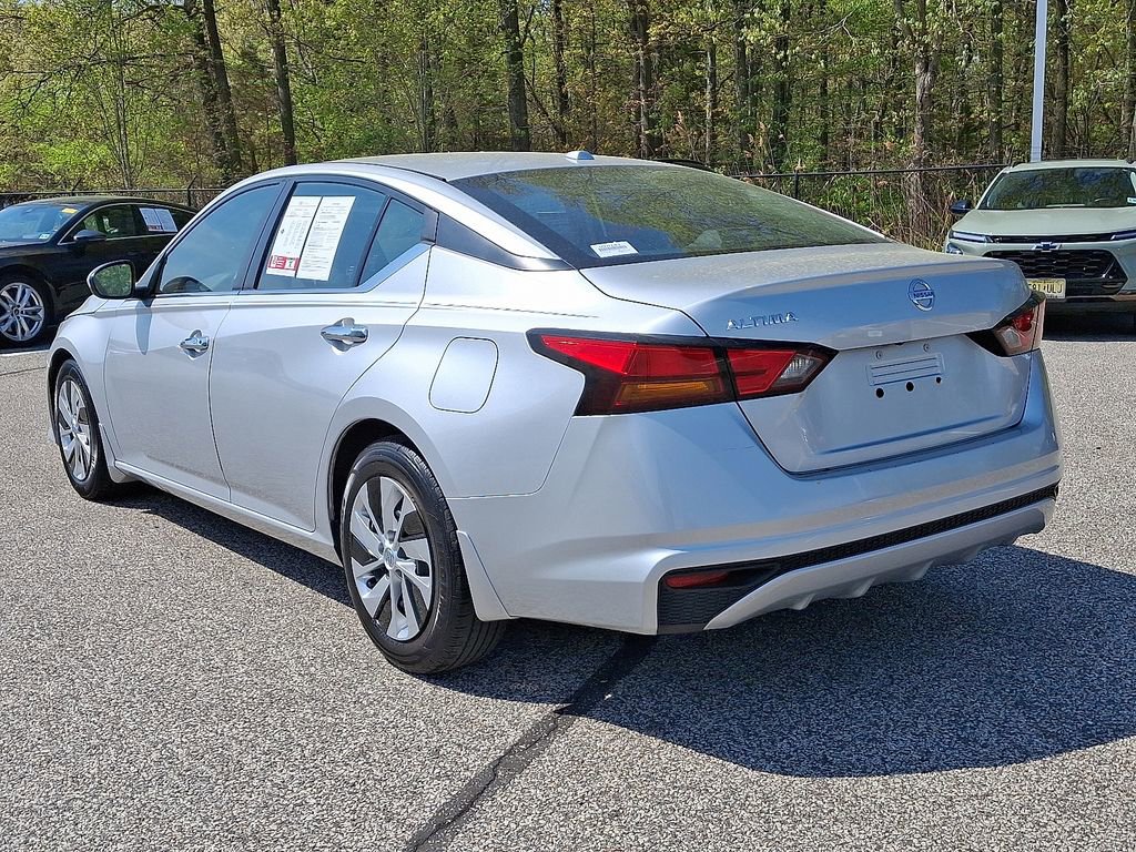 Used 2019 Nissan Altima 2.5 S FWD image 4